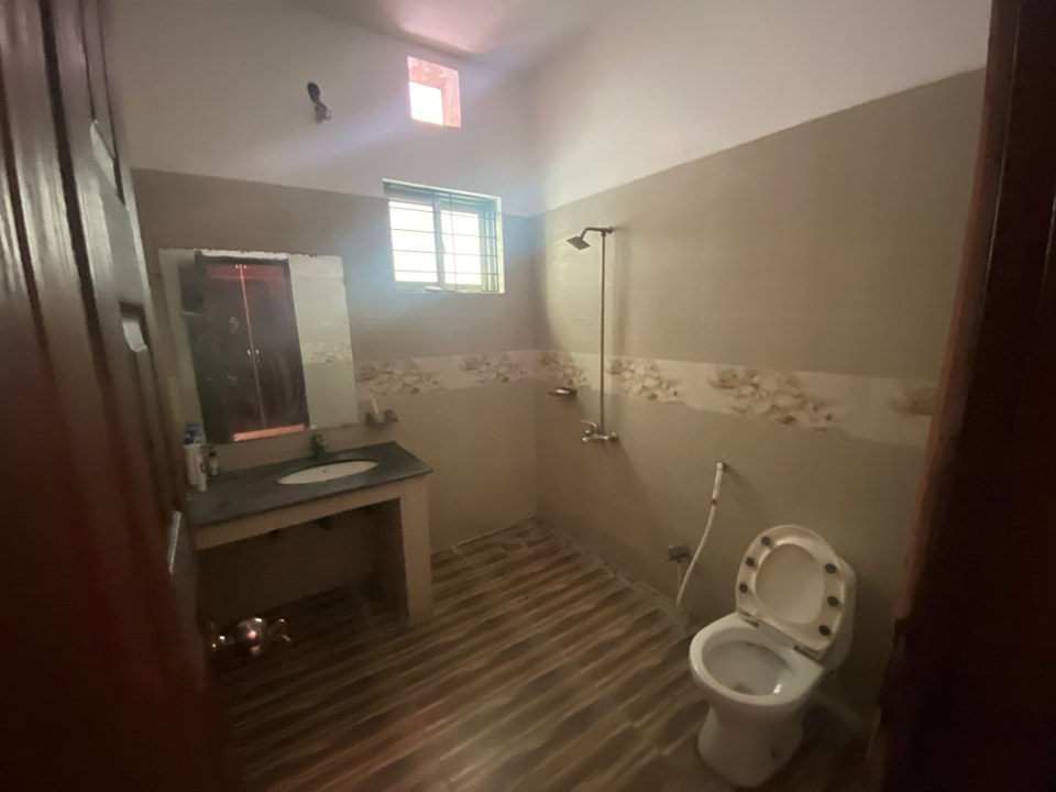 Corner 1 kanal Single story house for sale at Formanites Housing Scheme Lahore