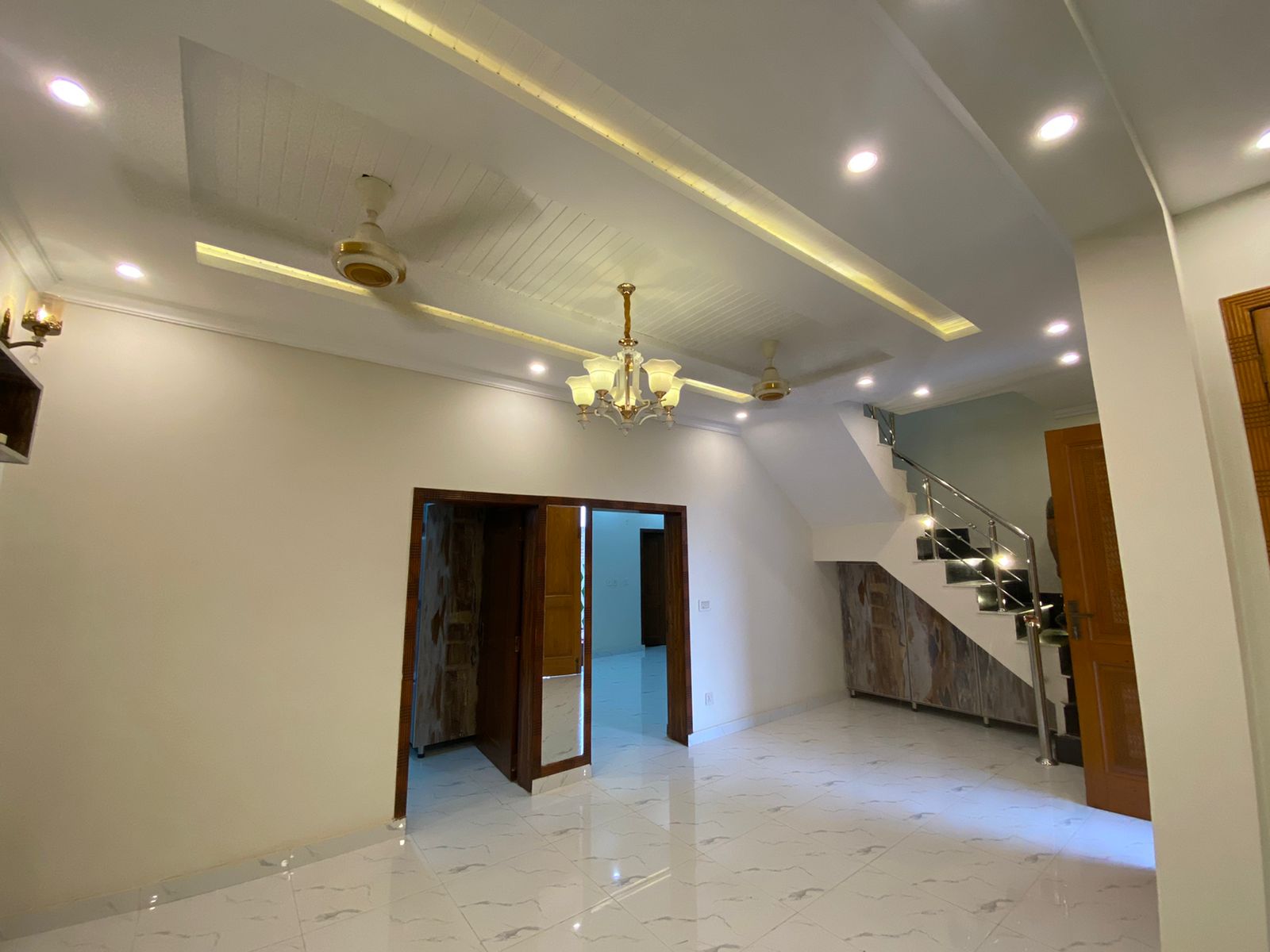 5 Marla Brand New House For Rent In Sector-D BB block Bahria town Lahore