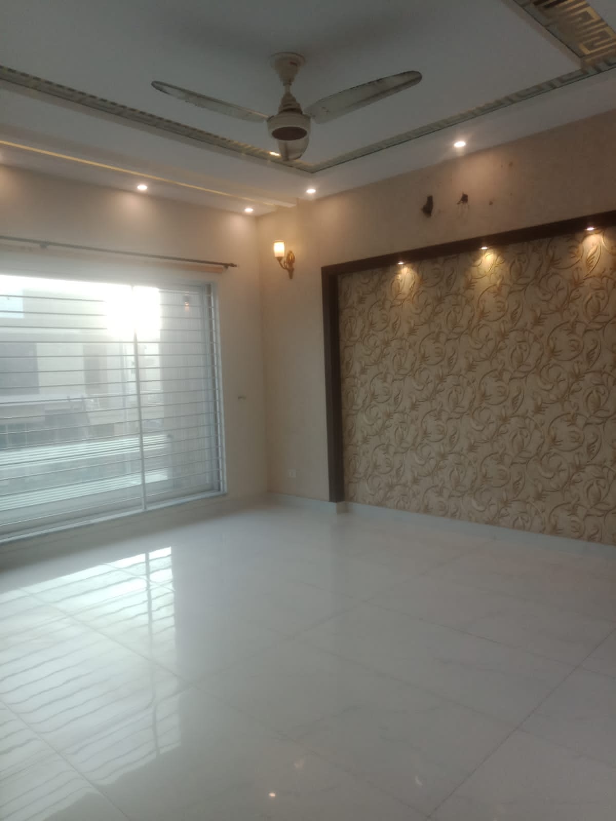 1 Kanal Beautiful Upper Portion For RENT in Jasmine Block Bahria Town Lahore