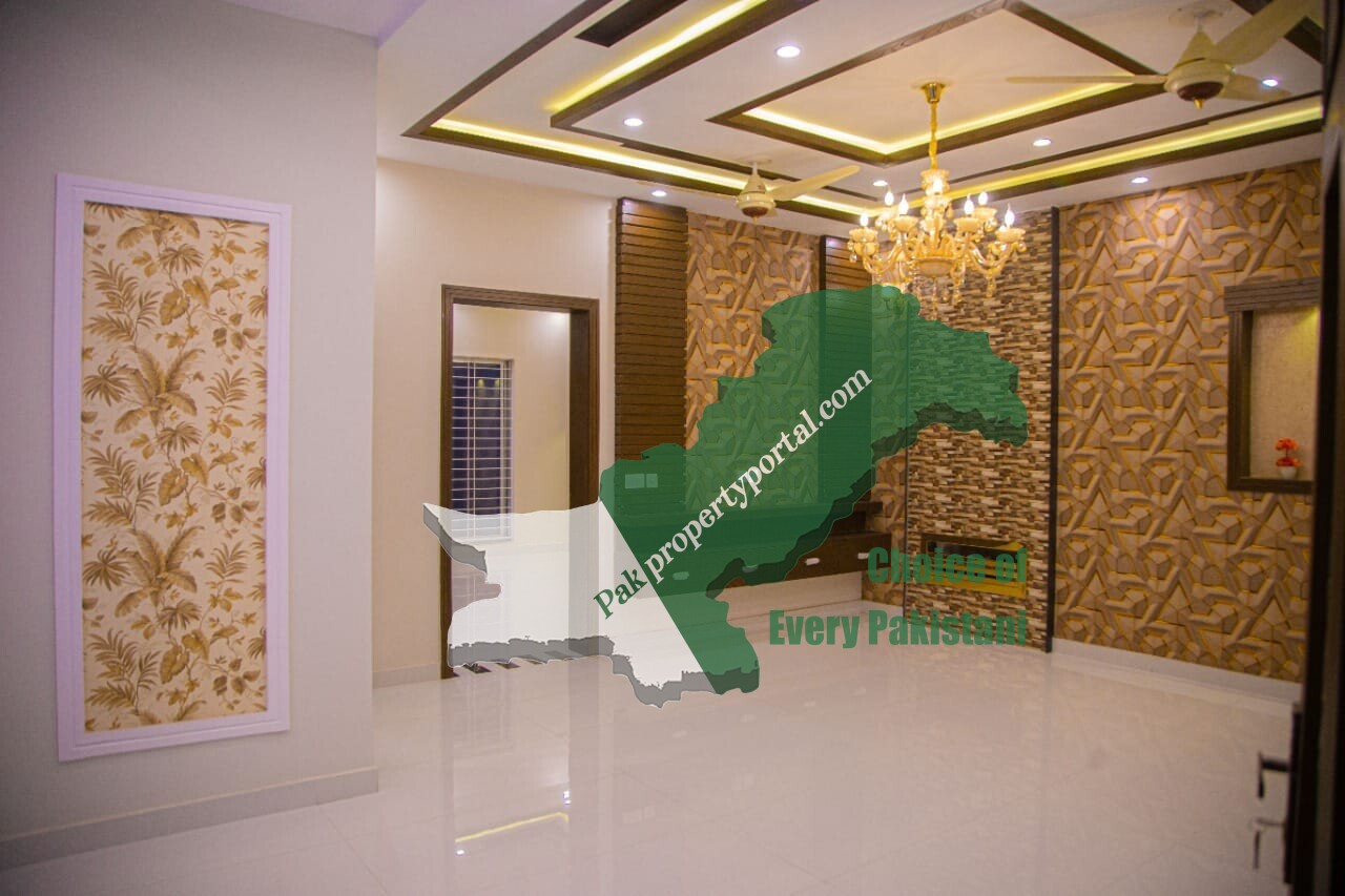 10 MARLA BRAND NEW HOUSE FOR RENT IN HUSSAIN BLOCK Bahria town Lahore