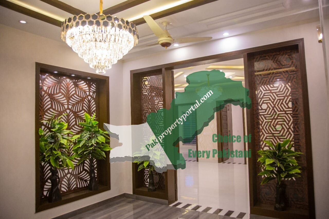 10 MARLA BRAND NEW HOUSE FOR RENT IN HUSSAIN BLOCK Bahria town Lahore