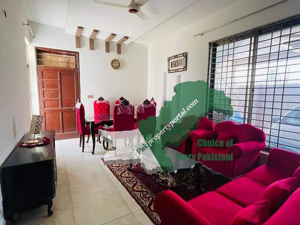 10 Marla corner house For Sale near civil hospital Bahawalpur