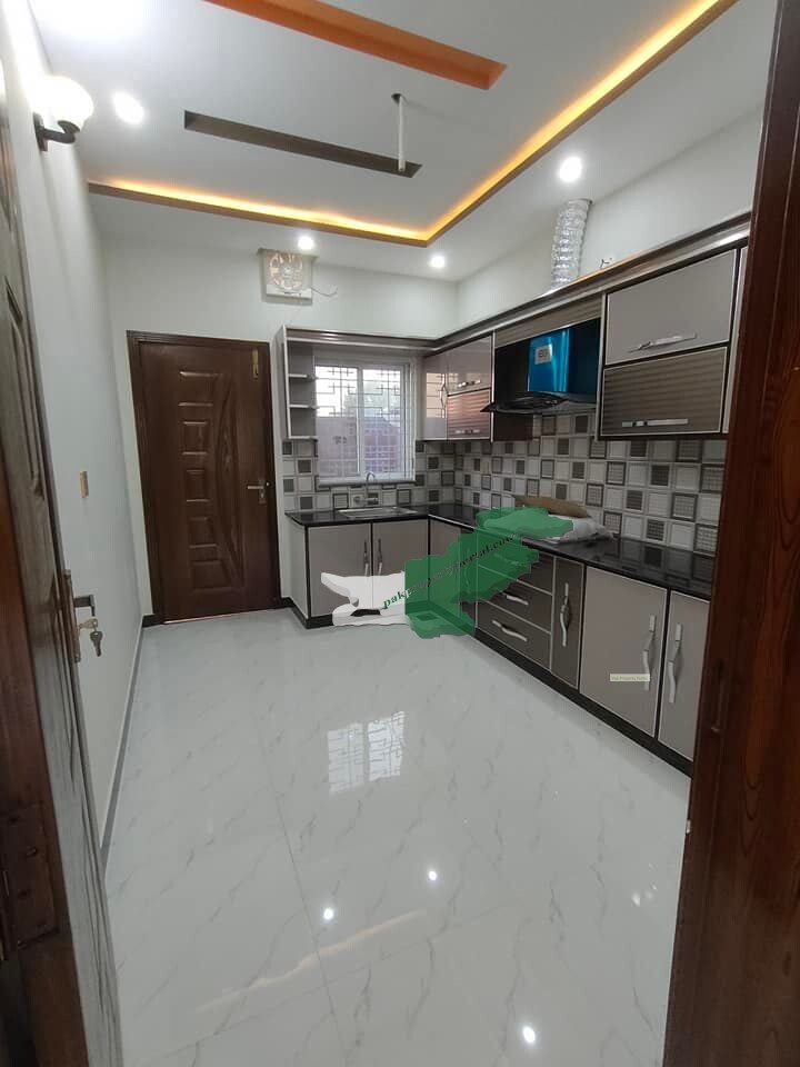 5 Marla brand new vvip 4 bed with attach bath rooms house available for sale at park View city Lahore Opposite DHA eme