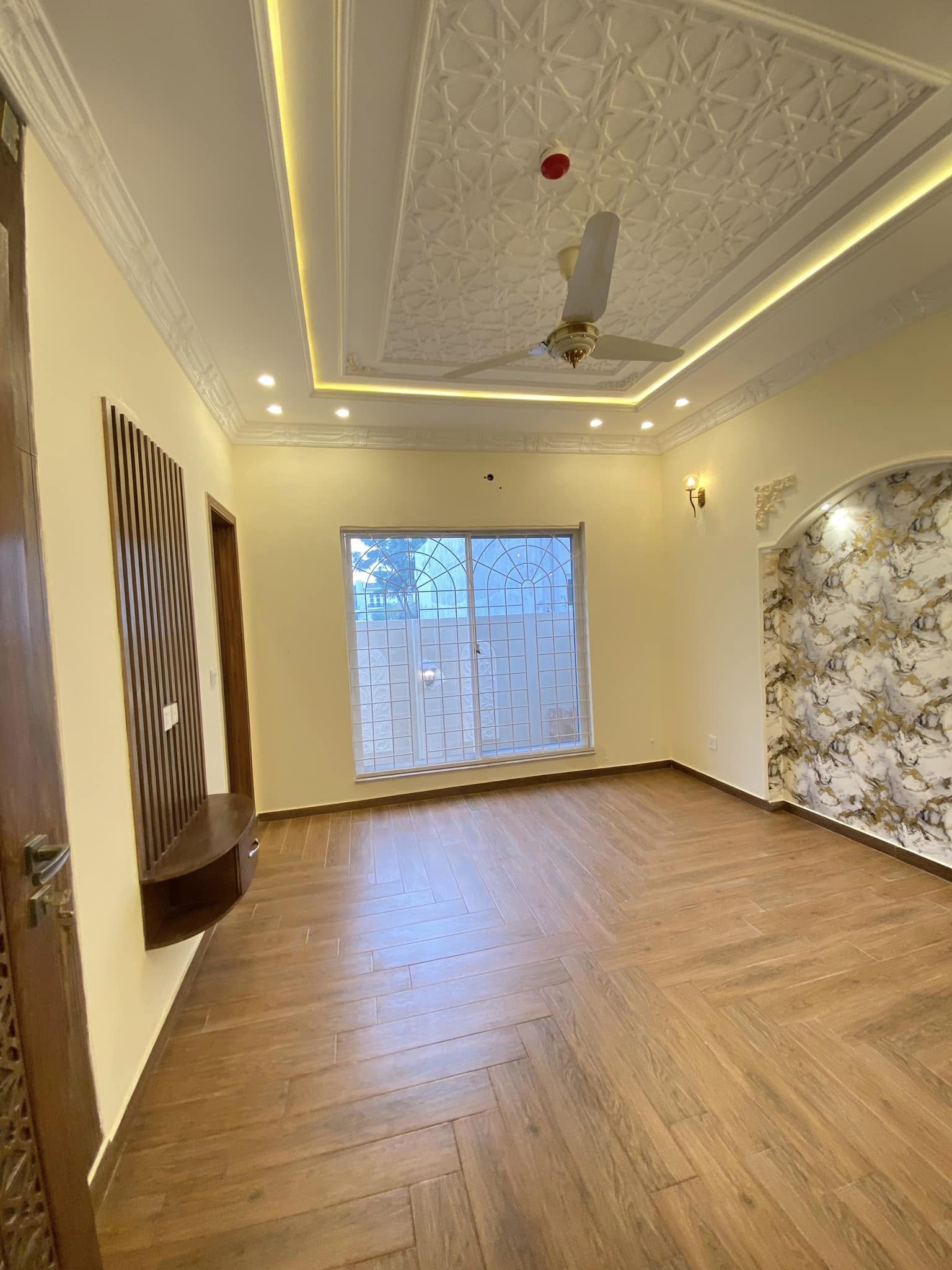 10 Marla BRAND NEW HOUSE FOR SALE in  DHA RAHBER Lahore