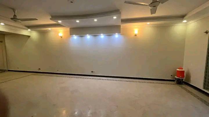 10 Marla house for sale proper double unit with basement in Bahria town phase 8 Islamabad