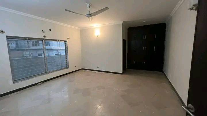 10 Marla house for sale proper double unit with basement in Bahria town phase 8 Islamabad