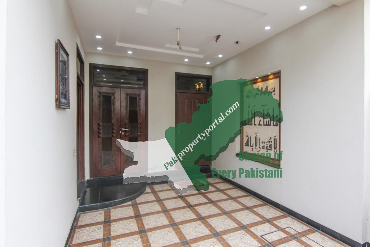 5 Marla slightly used Luxury Style House for Sale in khayaban-E- Amin Lahore