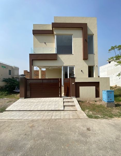 5 Marla 4 Bed House (With Basement) For Sale at Prime Location of DHA Lahore