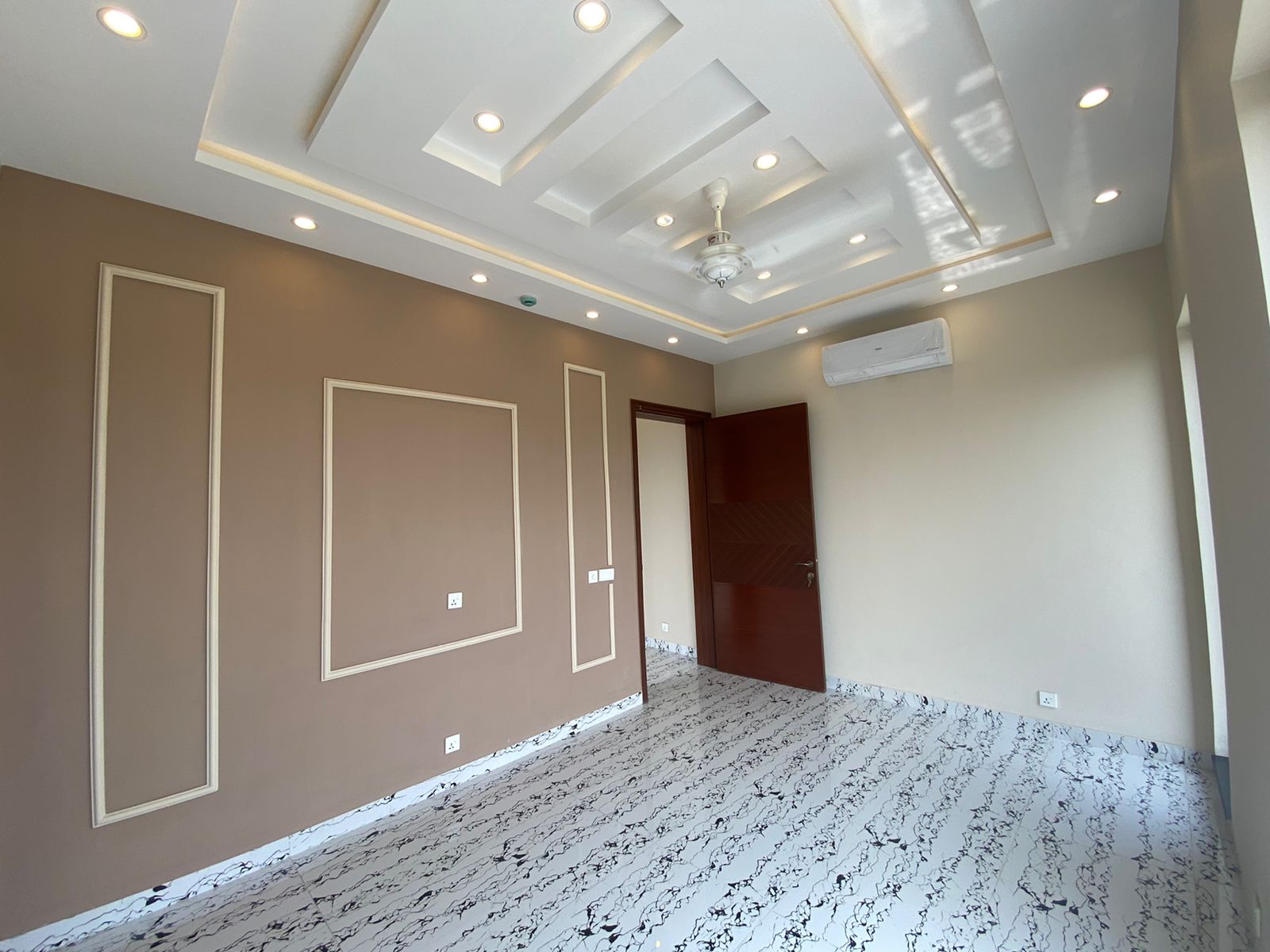 5 Marla 4 Bed House (With Basement) For Sale at Prime Location of DHA Lahore