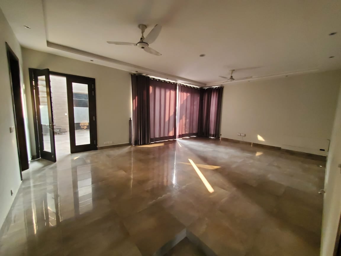 22 Marla Corner Bungalow For Sale in DHA Phase 6 Lahore