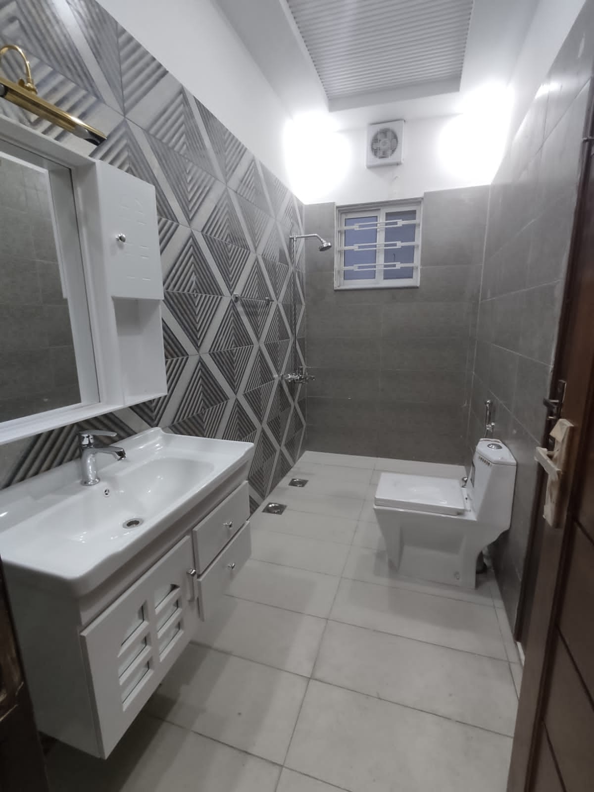 14 Marla house for sale in G-13 Islamabad