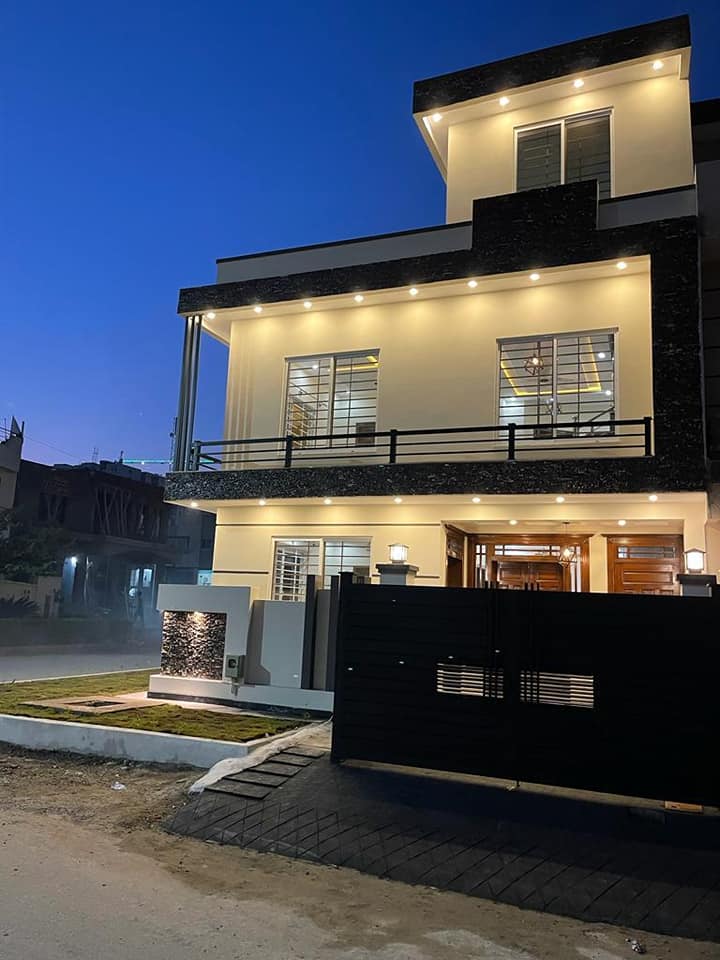 4 Marla house for sale in G-13 Islamabad