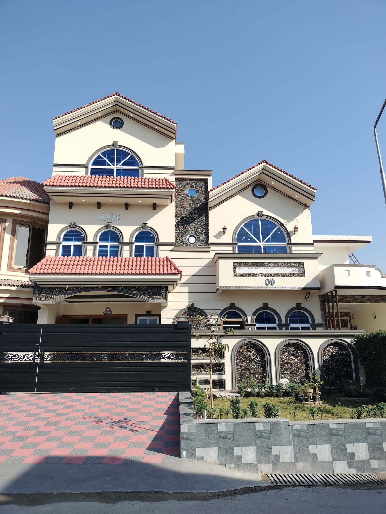 10 Marla 35 X 70 Brand New House For Sale In G-13 Islamabad