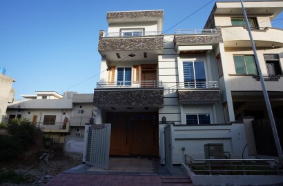 4 Marla house for sale in G-13 Islamabad