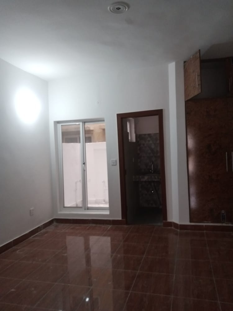 3 Marla beautiful flat for sale in Edenabad Lahore