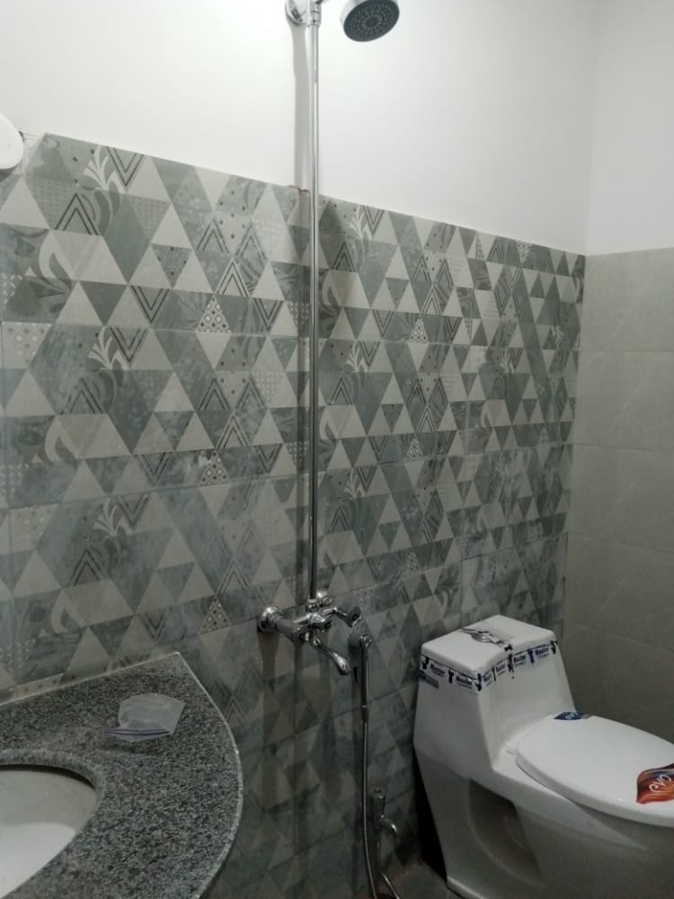 3 Marla beautiful flat for sale in Edenabad Lahore