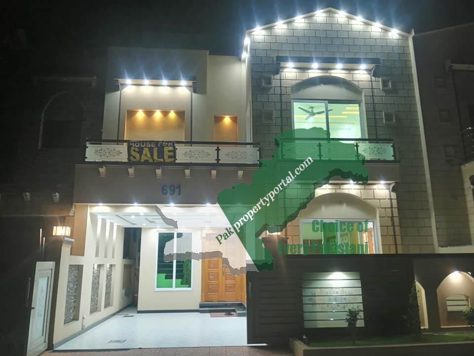 7 Marla House For Sale in Bahria Town Phase 8 Rawalpindi