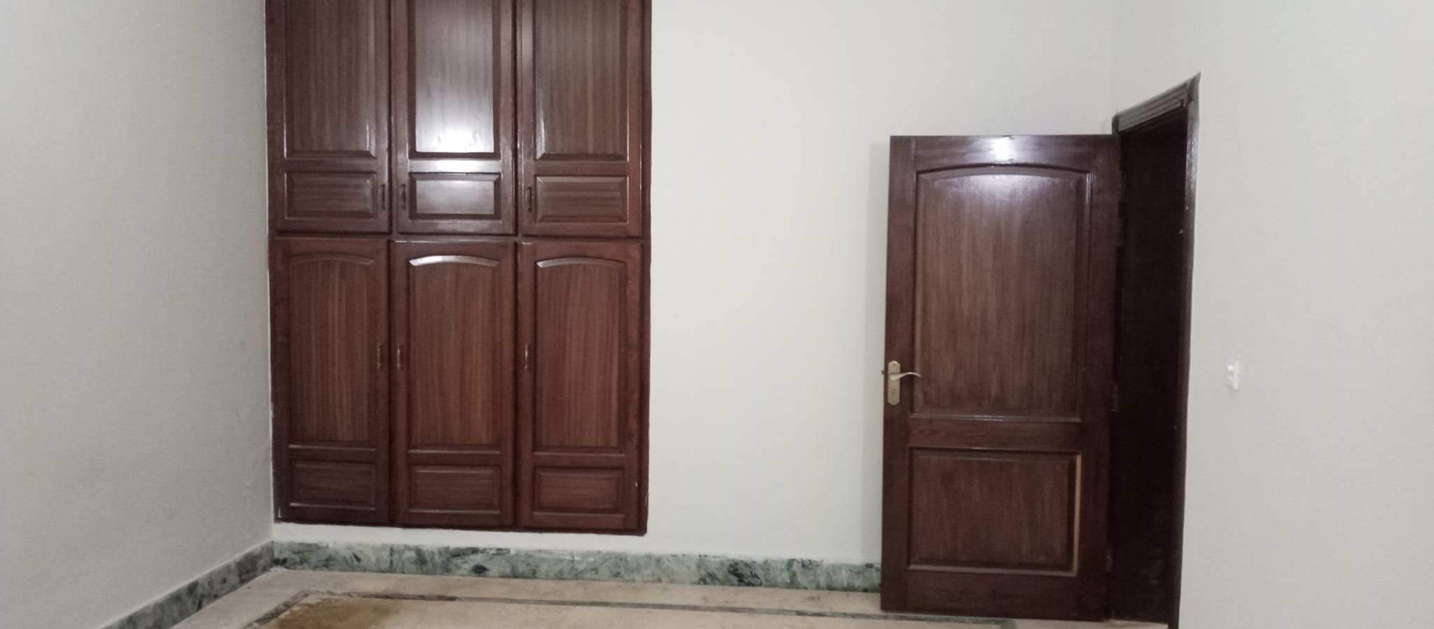 1 kanal Open Basement for rent in E/11Islamabad