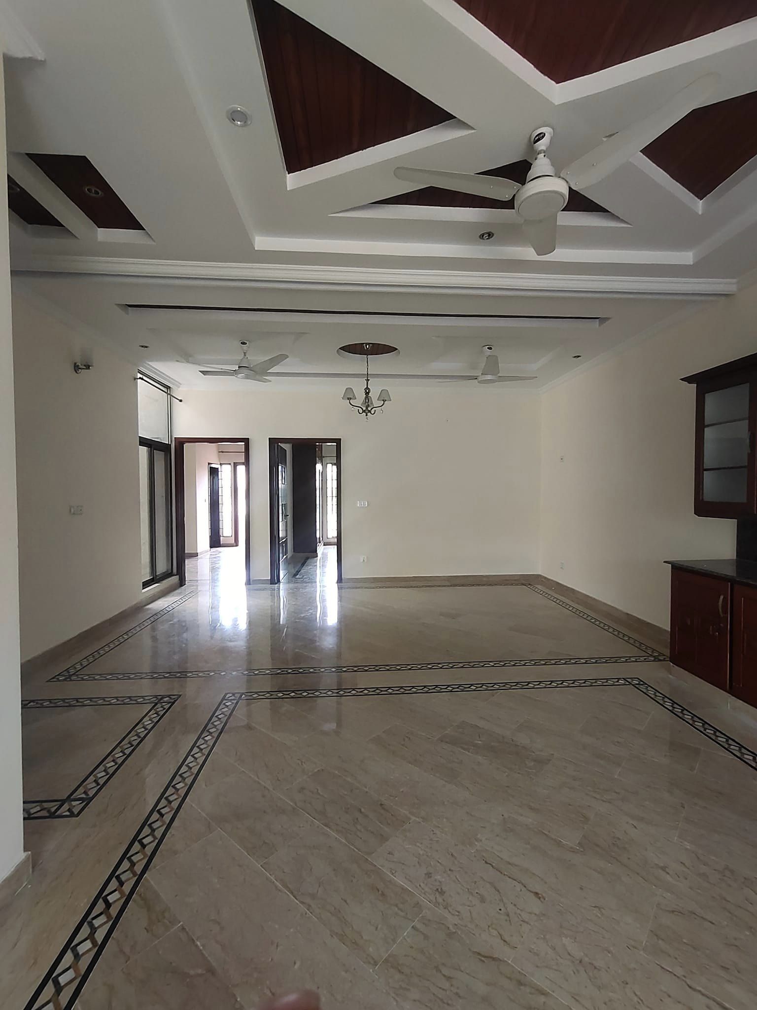 10 Marla Full House For Rent in G-10 Islamabad