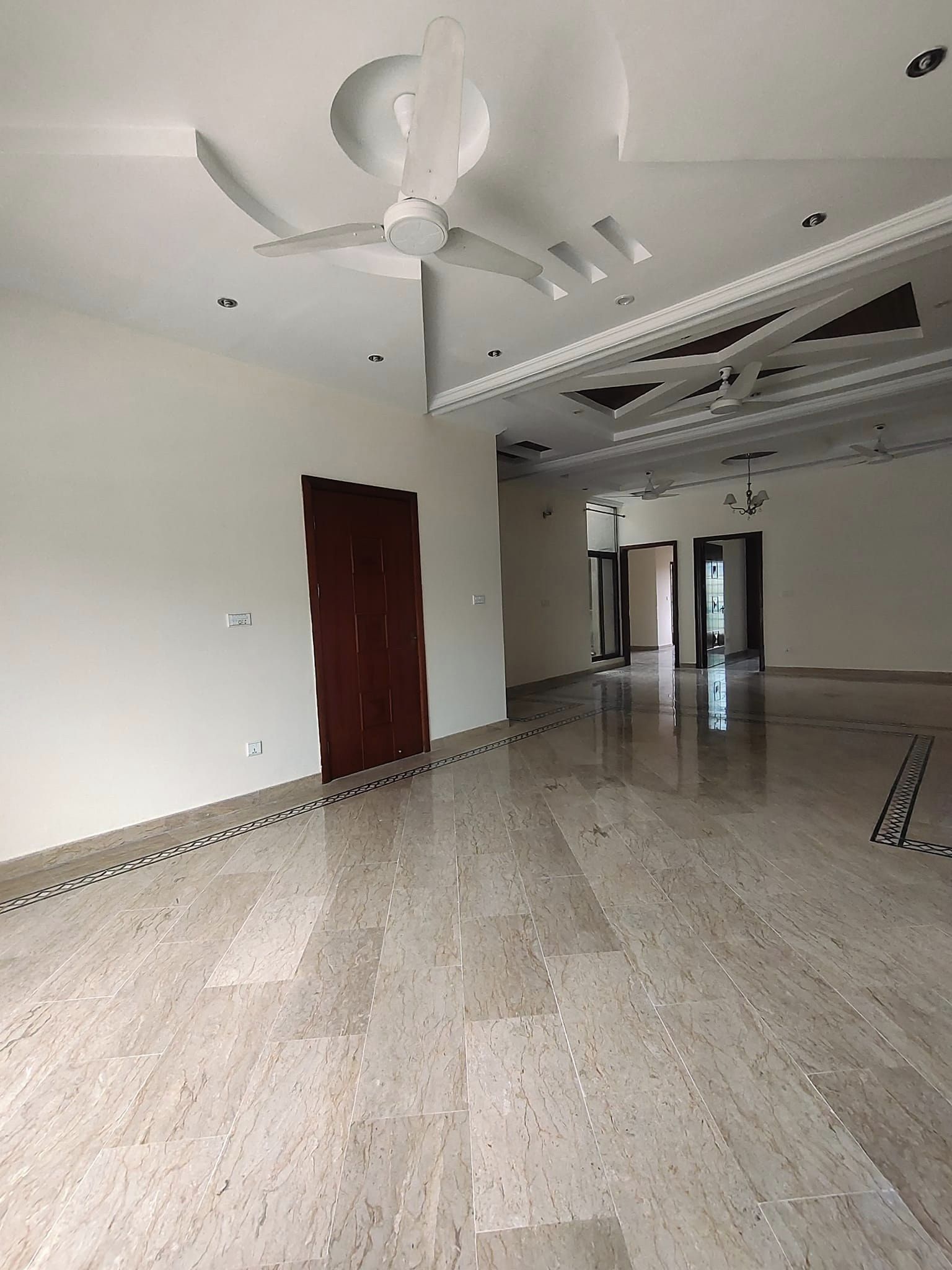 10 Marla Full House For Rent in G-10 Islamabad