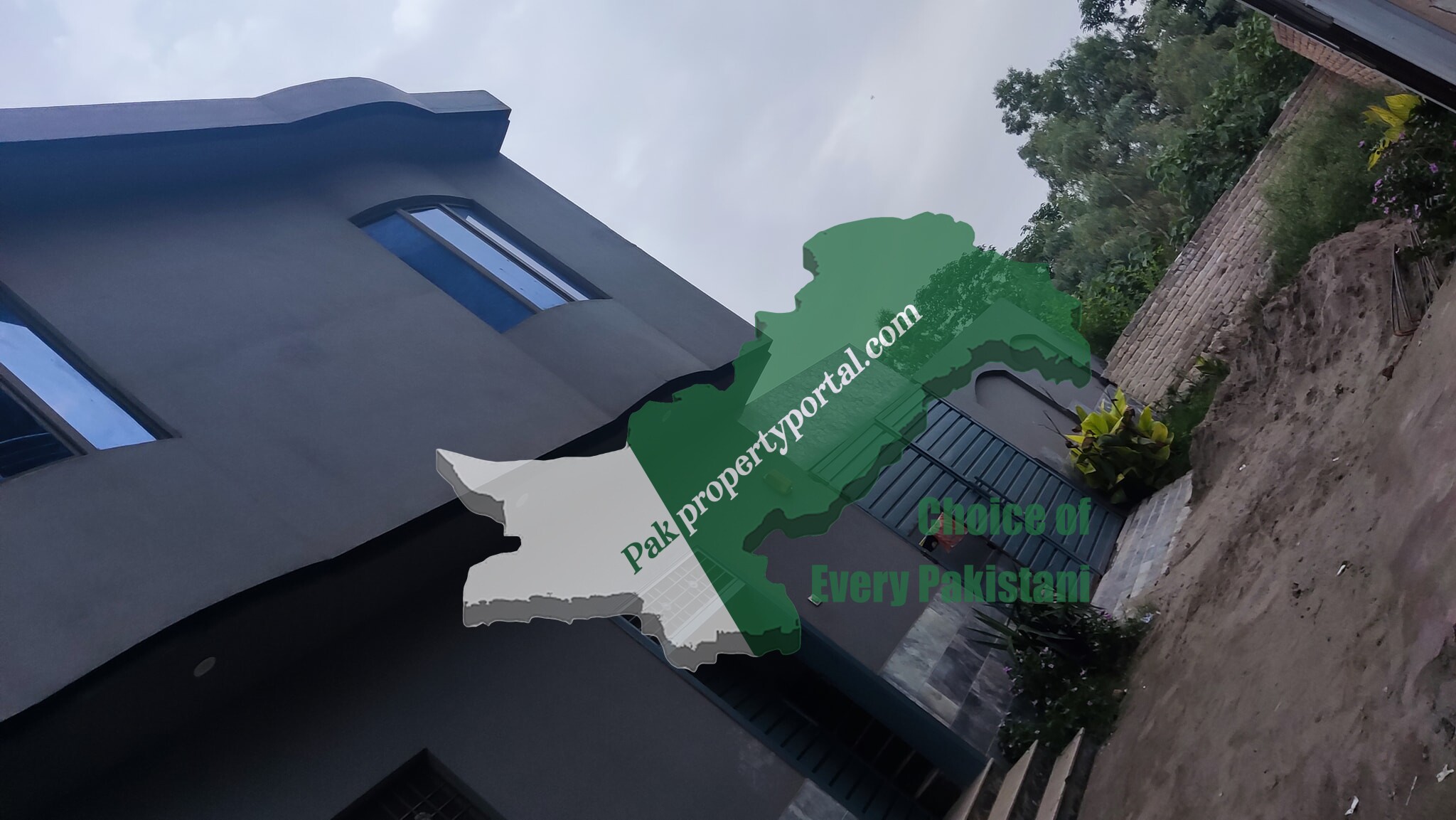 4.5 Marla House For Sale in  OFFICERS GARDEN PESHAWAR