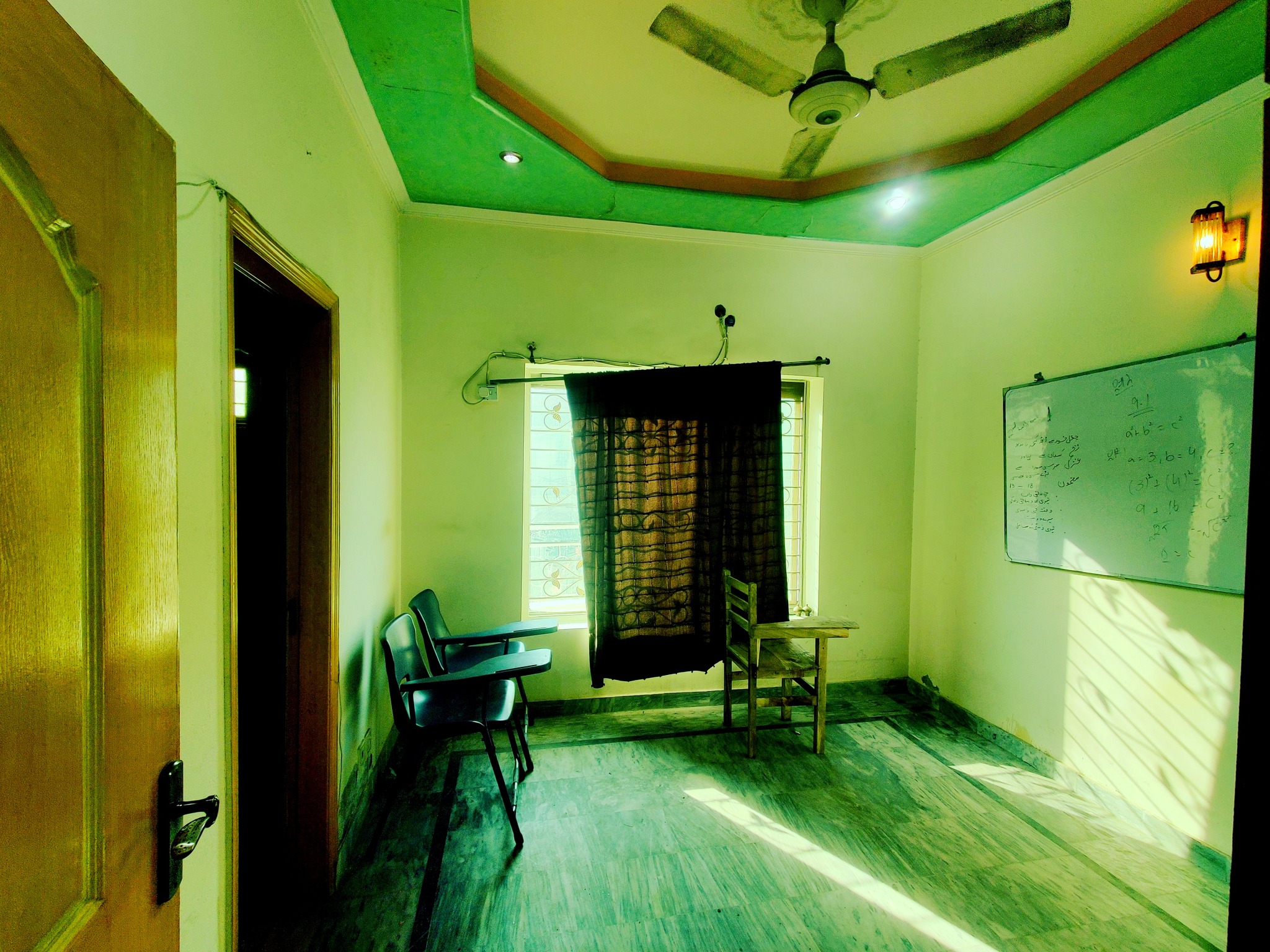 5 Marla Owner Build House for Sale in Q block Johar Town Lahore