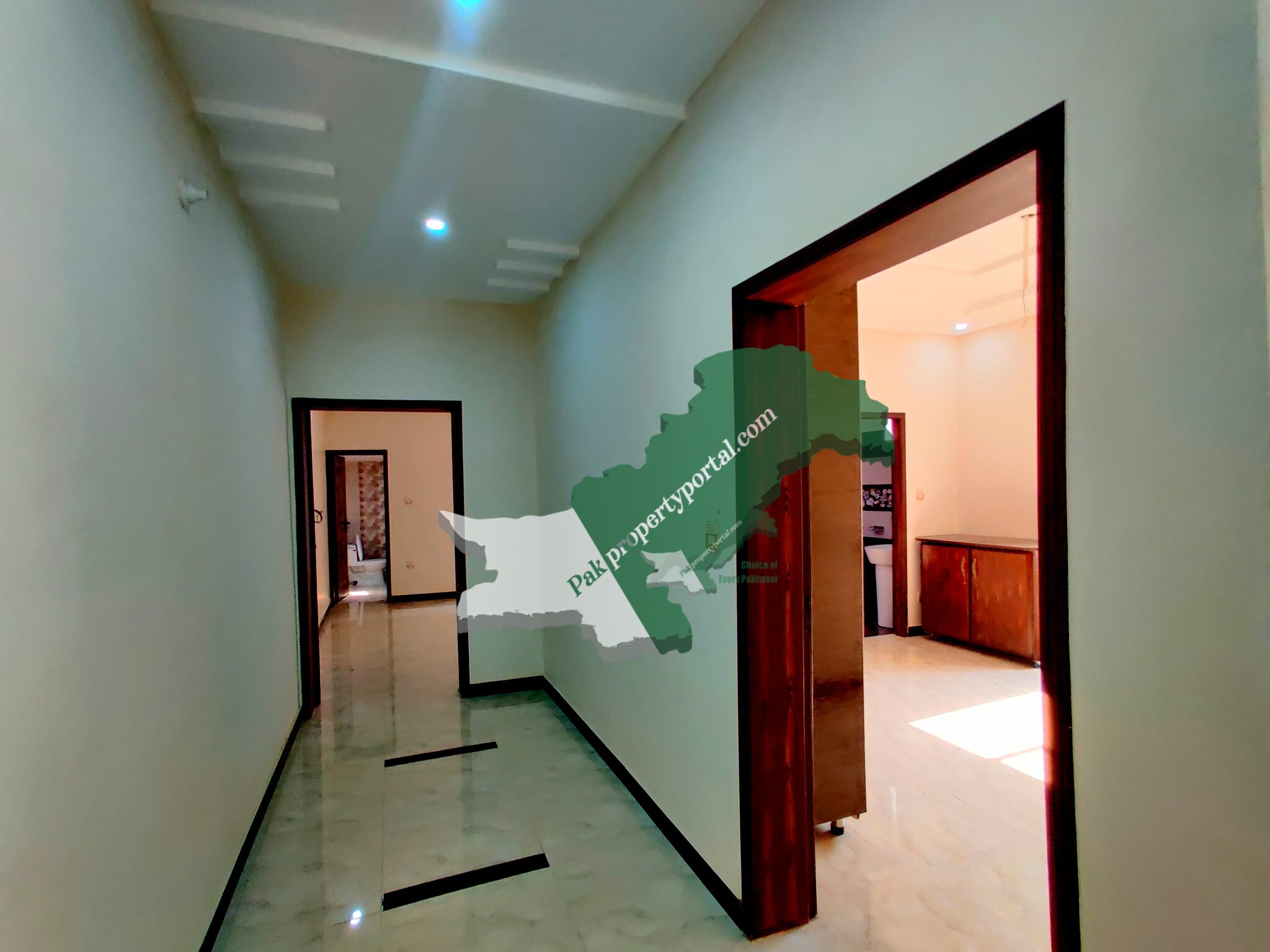 10 Marla Brand House for Sale in 256A Block R2 Johar Town Lahore