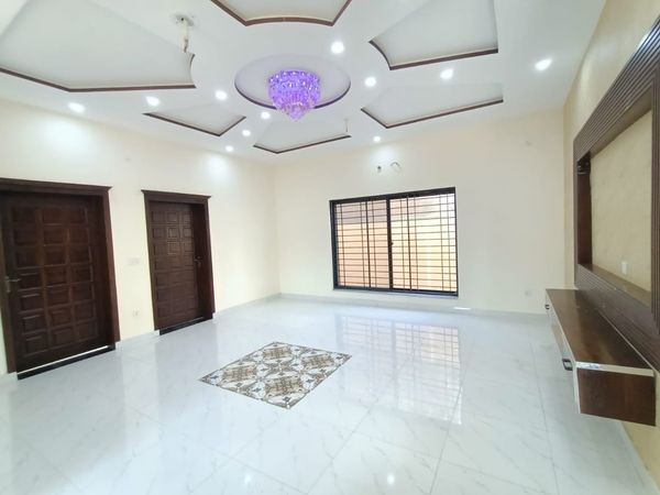 BRAND NEW 10 Marla House FOR SALE in Wapda Town Phase 2 Lahore