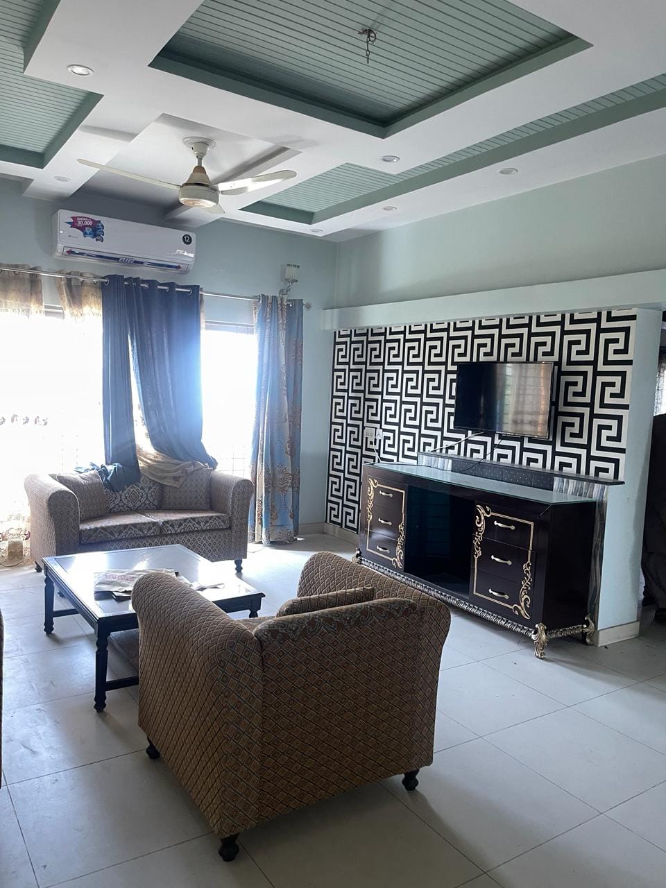 1 Kanal  Upper portion for rent  With Gas in A block OPF Society Lahore