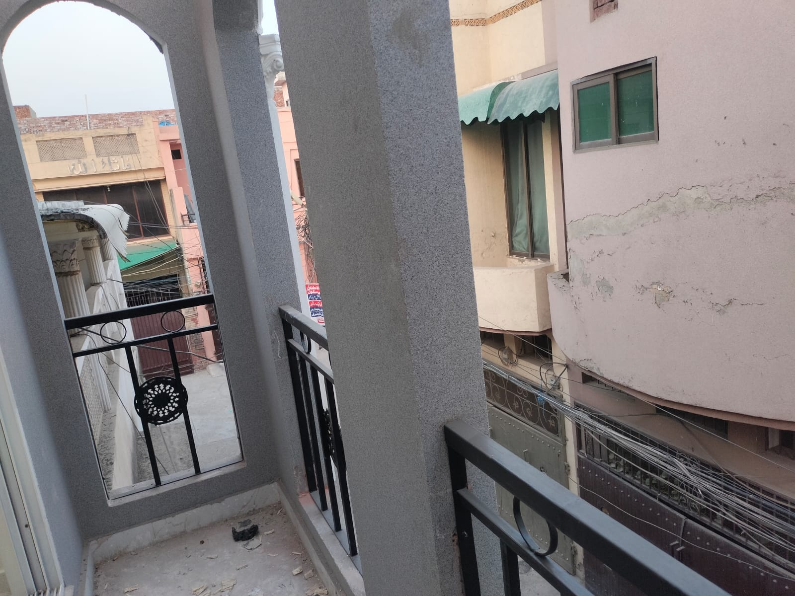 5 Marla Corner Tripple Story House For Sale Hot Location Cavalry Extension Lahore