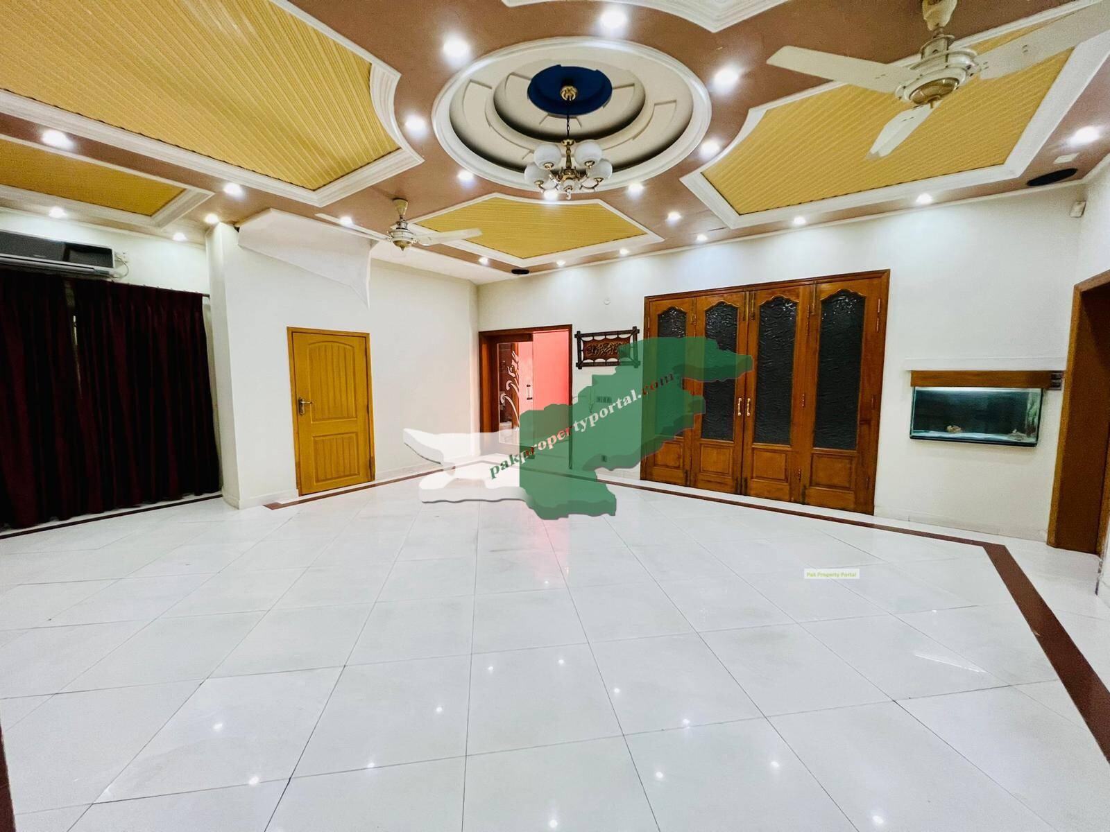 21-Marla Double Unint Bungalow For Sale in PAF Officer's Colony Oppostie Askari-09 Zarrar Shaheed Road Lahore