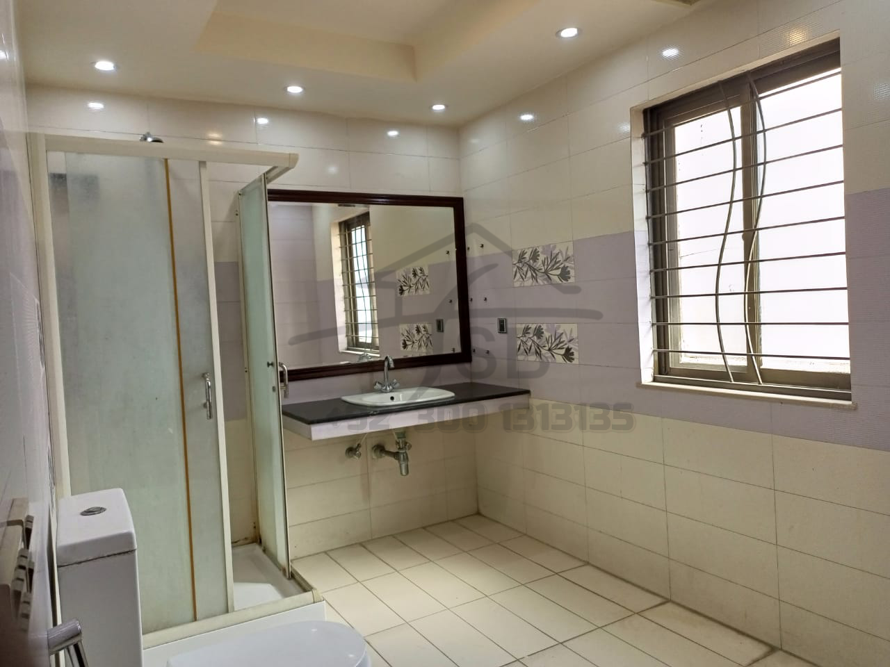 1 Kanal House For Sale in DHA Lahore