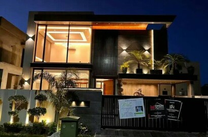 1 kanal luxurious bungalow super stylish Spanish design for sale in DHA Lahore