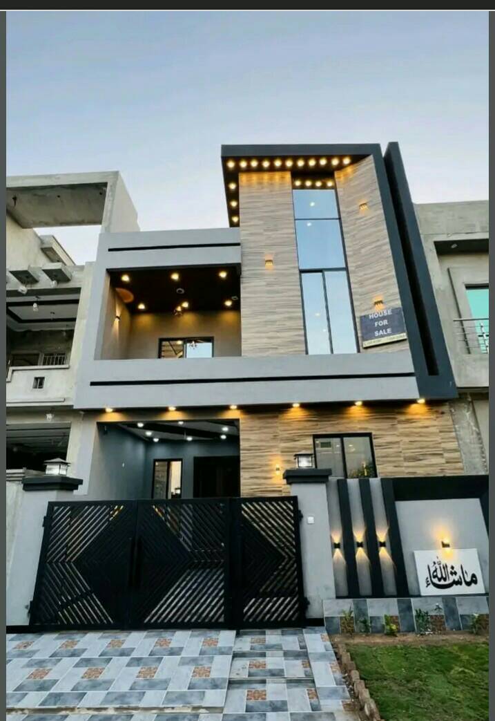 5 Marla house for sale in park view city Lahore