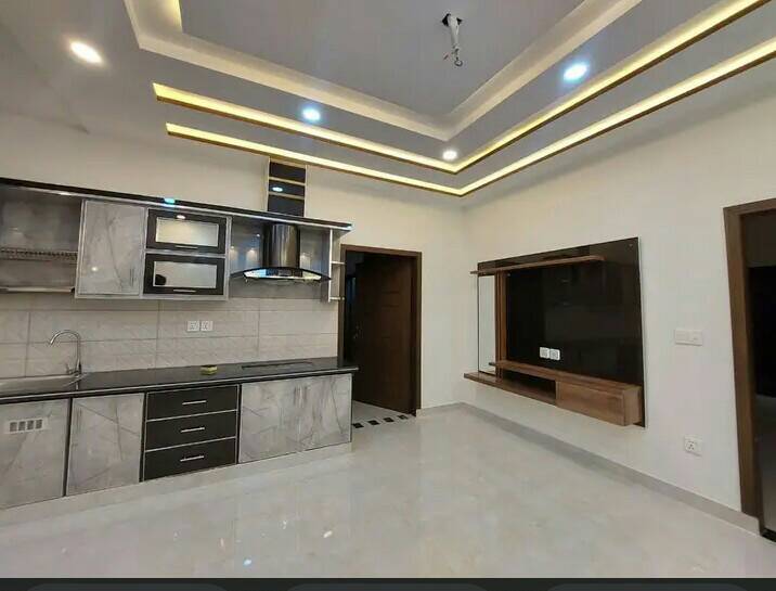 5 Marla house for sale in park view city Lahore
