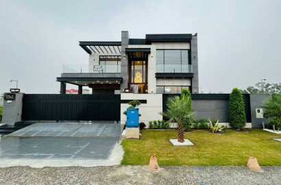 1 Kanal brand new villa for sale in DHA Lahore