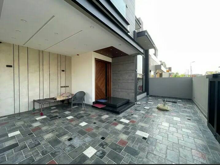 10 Marla brand-new house for sale in DHA Lahore