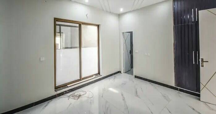 7 Marla brand new house for sale in DHA Lahore