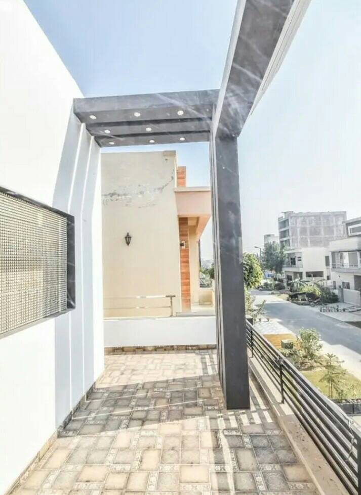 7 Marla brand new house for sale in DHA Lahore