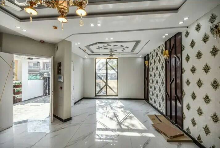 7 Marla brand new house for sale in DHA Lahore