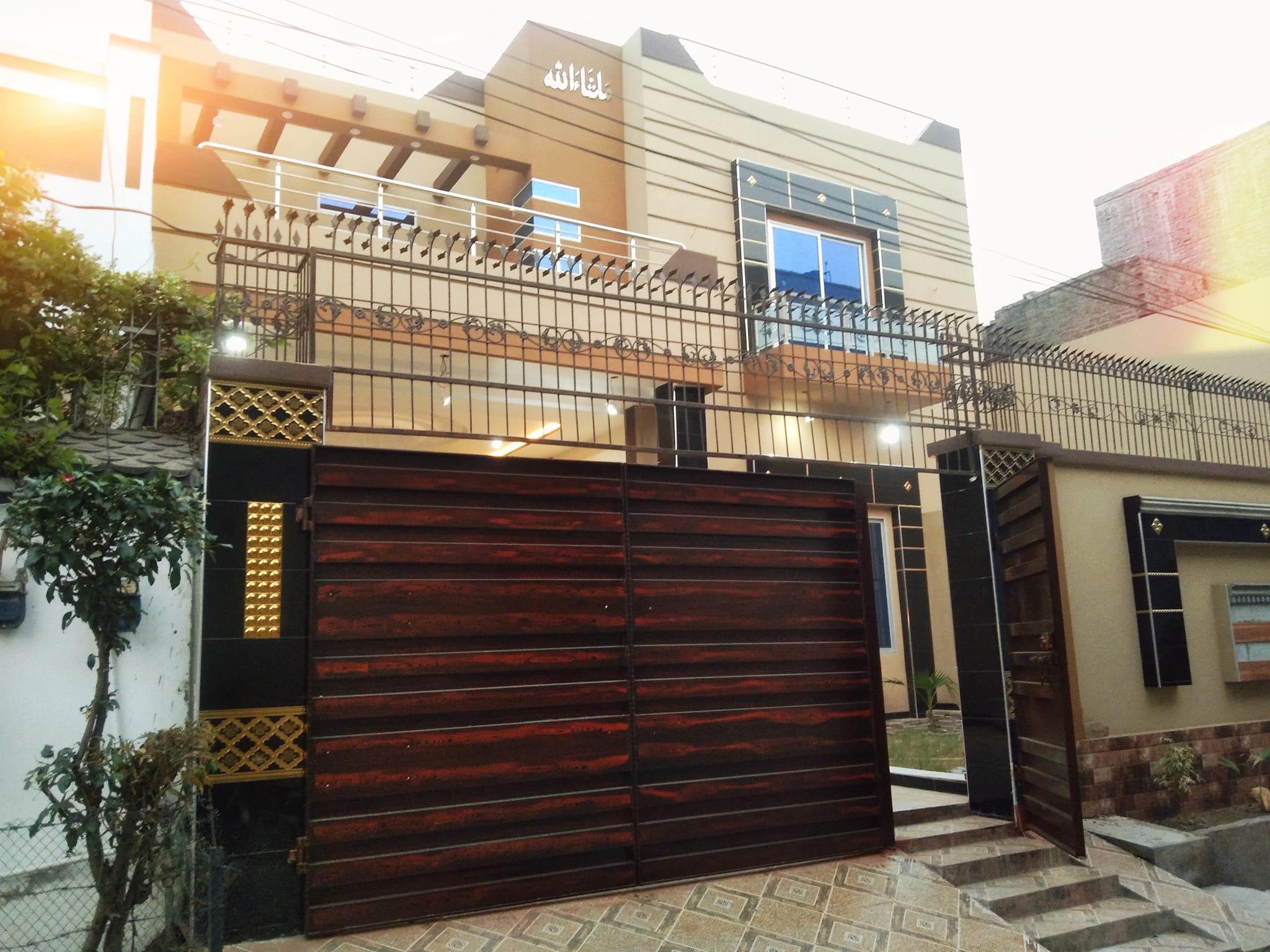 10 Marla beautiful residential house for sale in  Shiraz Garden Phase 2 City Sheikhupura