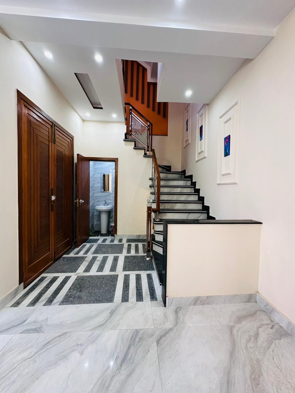 6.25 Marla Corner House  1st Time Modern and Most Luxury House Available For Sale in Parkview City Lahore