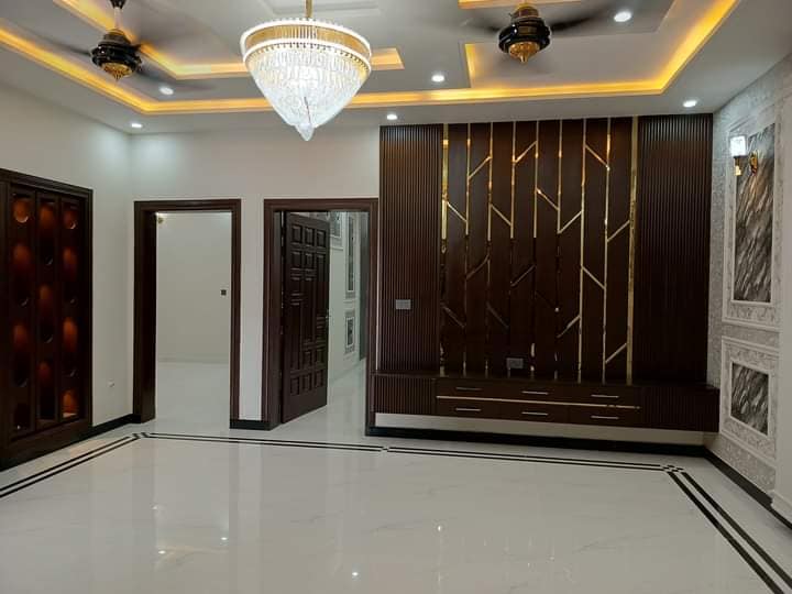 10 Marla House For Sale in Citi Housing Gujranwala