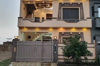 5 Marla house for sale in Park view city Lahore