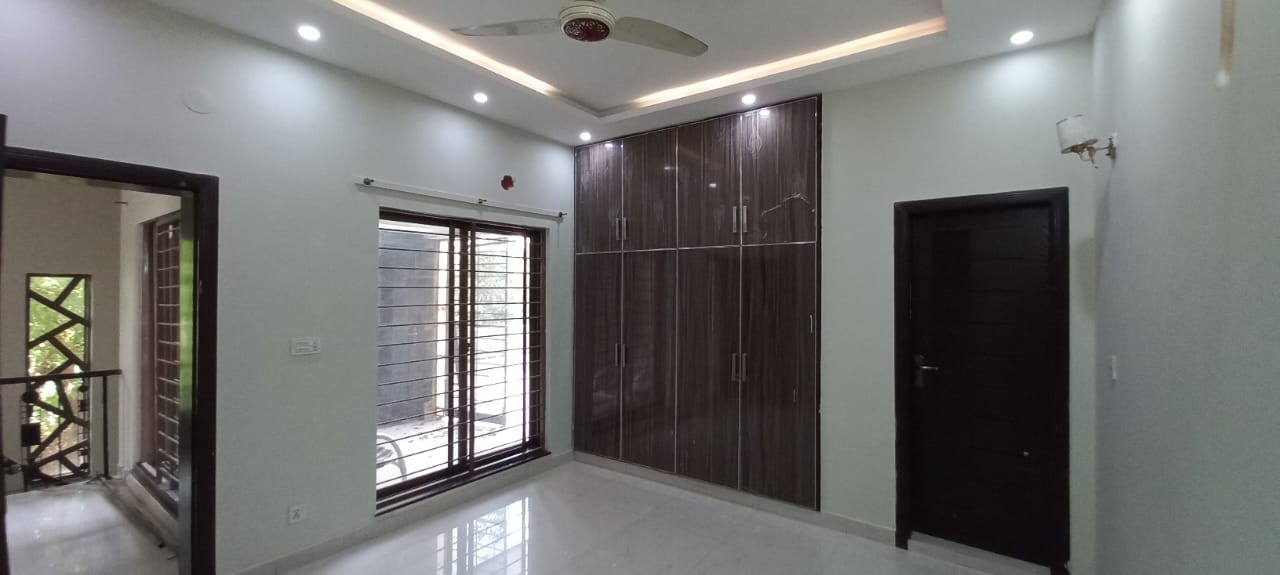 7 Marla Luxury Modern Design House For Rent In DHA Phase 6 Lahore