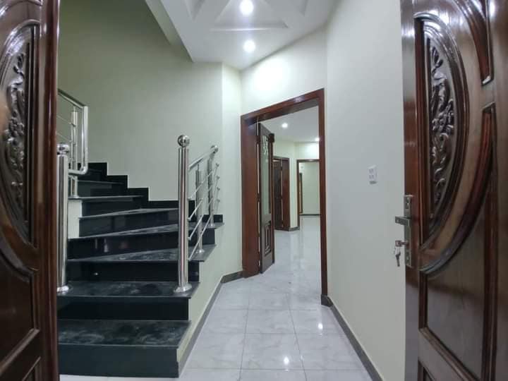 7.5marla Brand New House for rent in Buch villas Multan