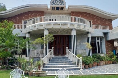 42 Marla Full basement house in 1 kanal price in Punjab phase 1 Lahore