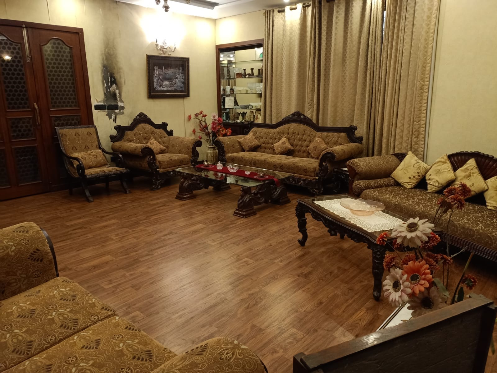 42 Marla Full basement house in 1 kanal price in Punjab phase 1 Lahore