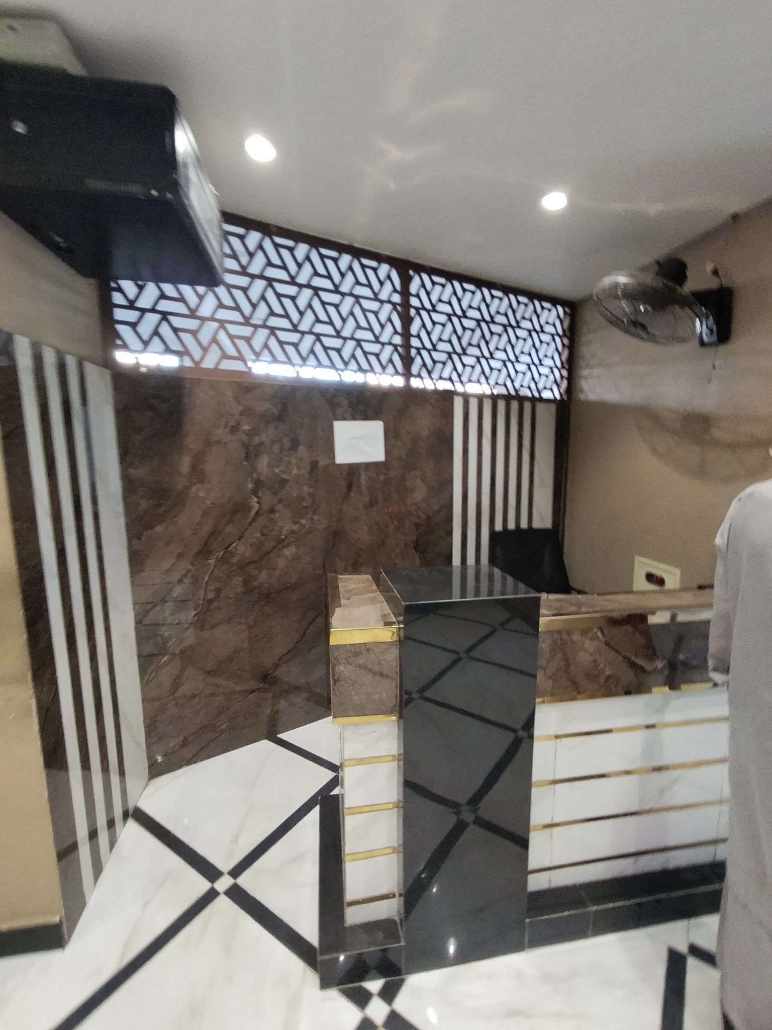 1200 sqft Brand New Flat For Rent in Firdous Residency Karachi