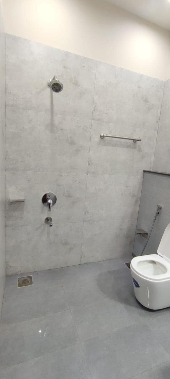 10 M house for rent in Sec C Janiper Block Bahria Town Lahore